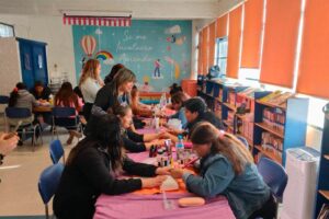 UN MIMO PARA EL ALMA: REALIZAN JORNADA DE AUTOCUIDADO PARA APODERADOS DEL LICEO CHILOÉ