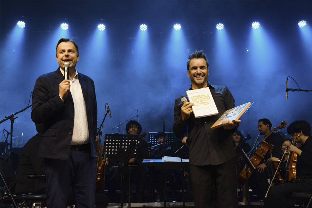 PUENTE ALTO CELEBRÓ 131 AÑOS CON LA MÚSICA DE DOUGLAS Y LA ORQUESTA SINFÓNICA JUVENIL DE PUENTE ALTO