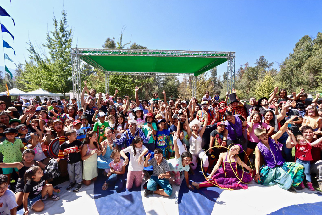 CON UNA MASIVA Y ALEGRE FIESTA DE LA FAMILIA FUNDACIÓN CAP CELEBRÓ SU TRABAJO CON ESTABLECIMIENTOS DE PUENTE ALTO