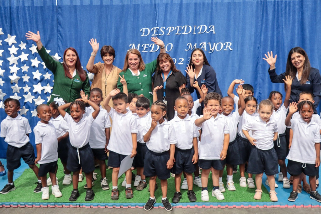 JARDINES INFANTILES DE PUENTE ALTO REALIZAN EMOTIVAS CEREMONIAS DE DESPEDIDA A NIÑOS DEL NIVEL MEDIO MAYOR