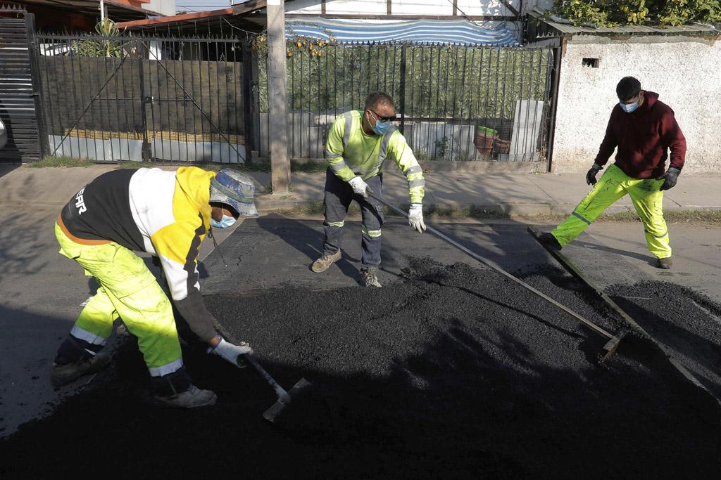 POR UN TRÁNSITO MÁS SEGURO: MUNICIPALIDAD INSTALARÁ 149 REDUCTORES DE VELOCIDAD